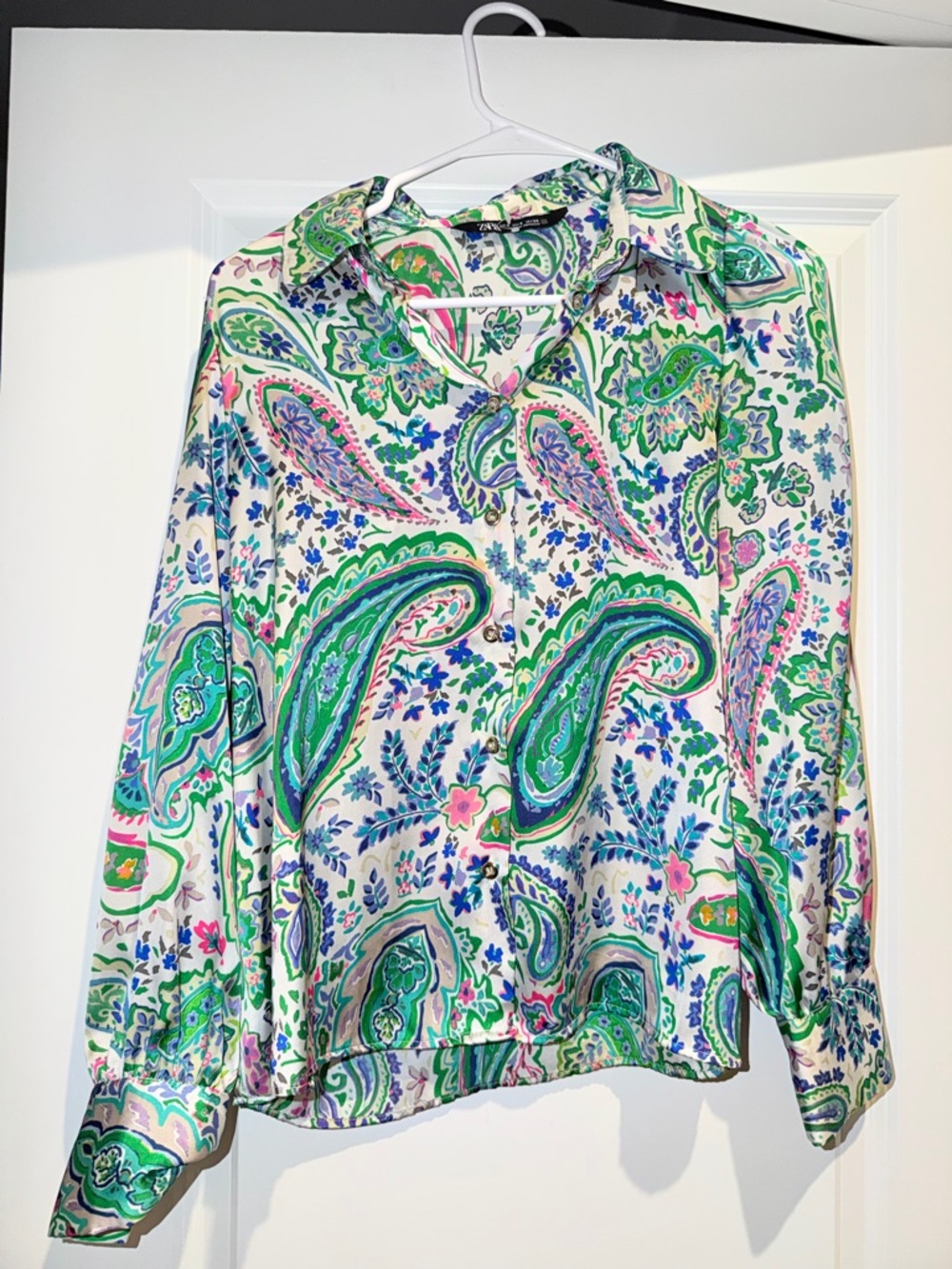 Zara White Paisley Button-Down Blouse with Green and Pink Accents